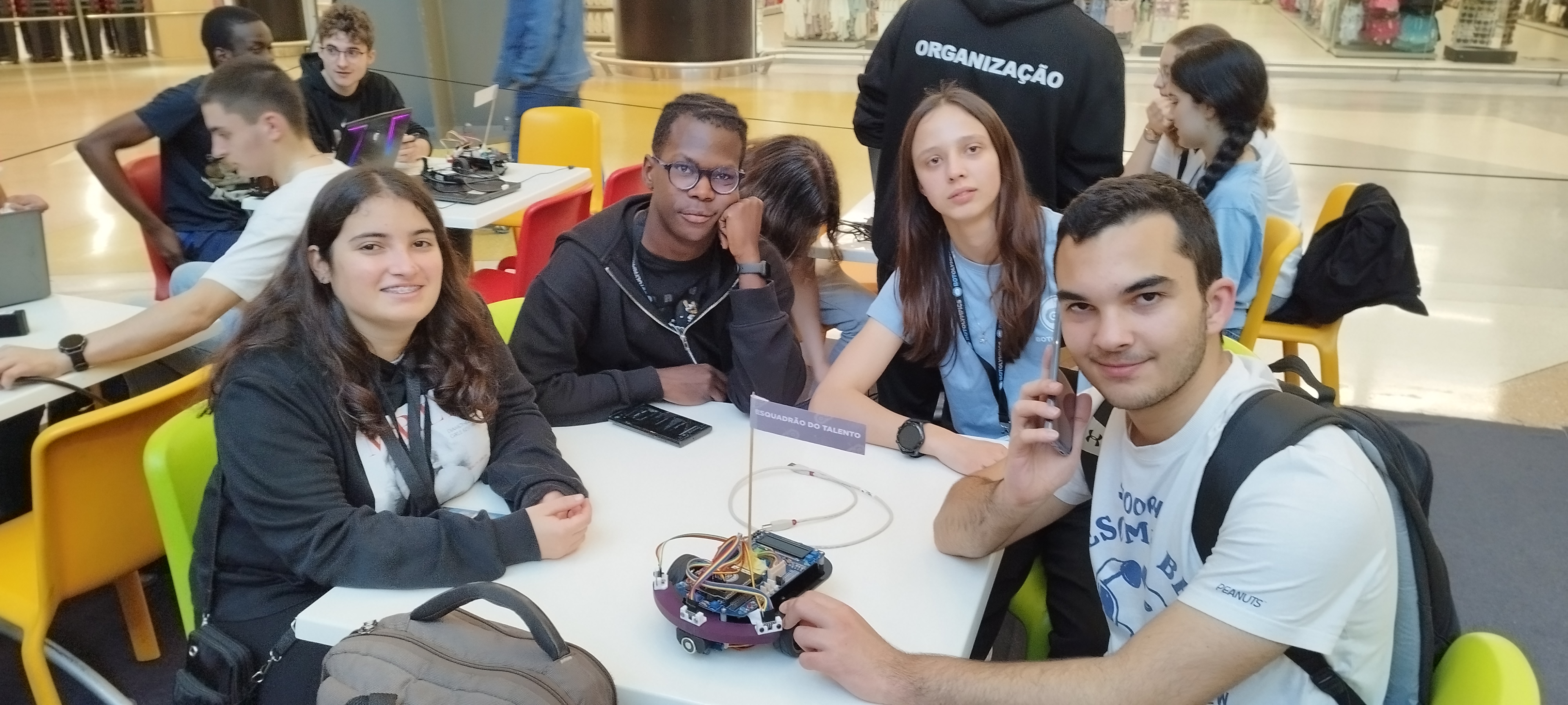 Robotics Club at Agrupamento Raul Proença wins double victory at BotOlympics
