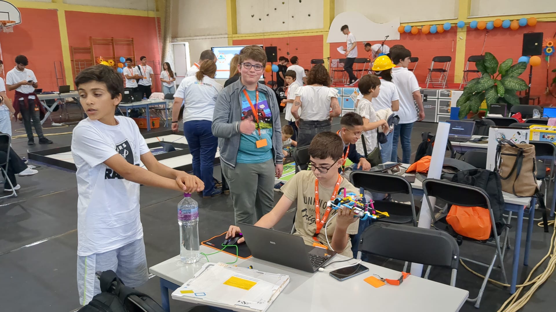 Robotics Club at Agrupamento de Escolas Raul Proença shines at the Robotics Olympiad